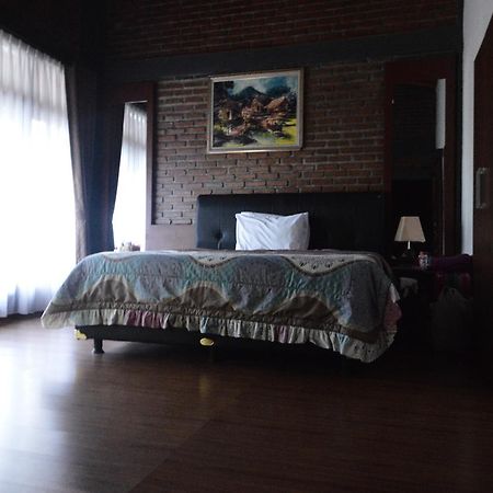 Villa Buleud การุต ภายนอก รูปภาพ